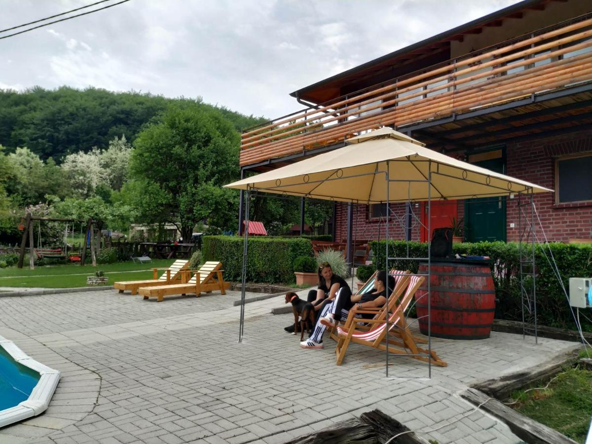 Country House Lozanjska Terasa Guest House Bagian luar foto